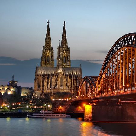 Hotel Moji Koeln Sieversstrasse Экстерьер фото