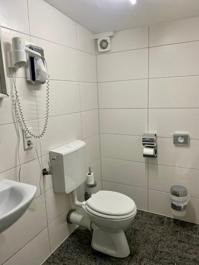Hotel Moji Koeln Sieversstrasse Экстерьер фото